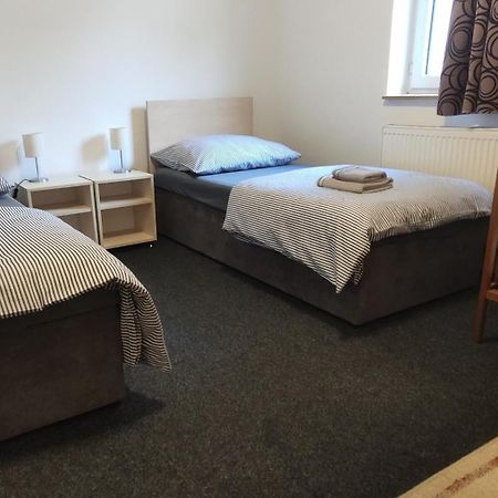 Xlsuite Apartment Comfort Piest'any Esterno foto